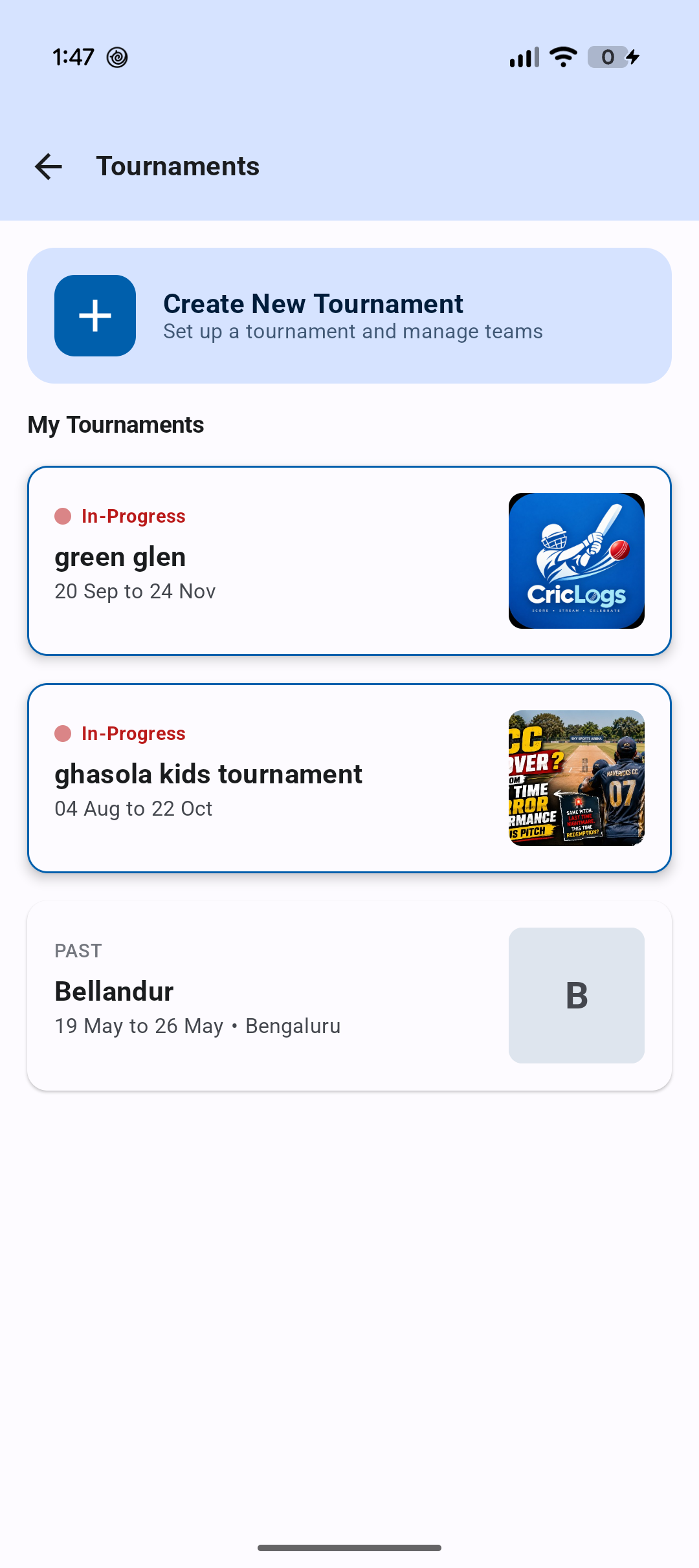CricLogs tournament screen with Create New Tournament action and local tournament list